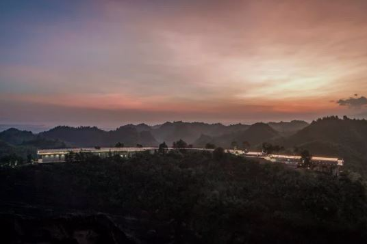 Источник: www.archdaily.com/923797/pingjiang-homey-wild-luxu Источник: www.archdaily.com/923797/pingjiang-homey-wild-luxu